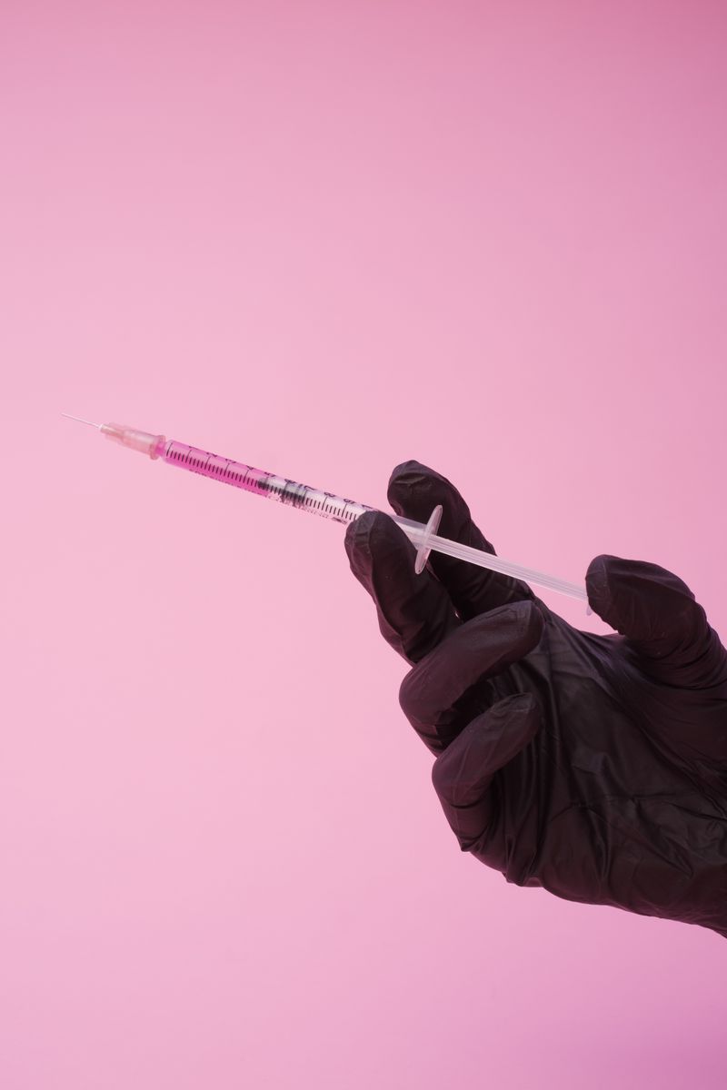 Syringe dan jarum suntik steril